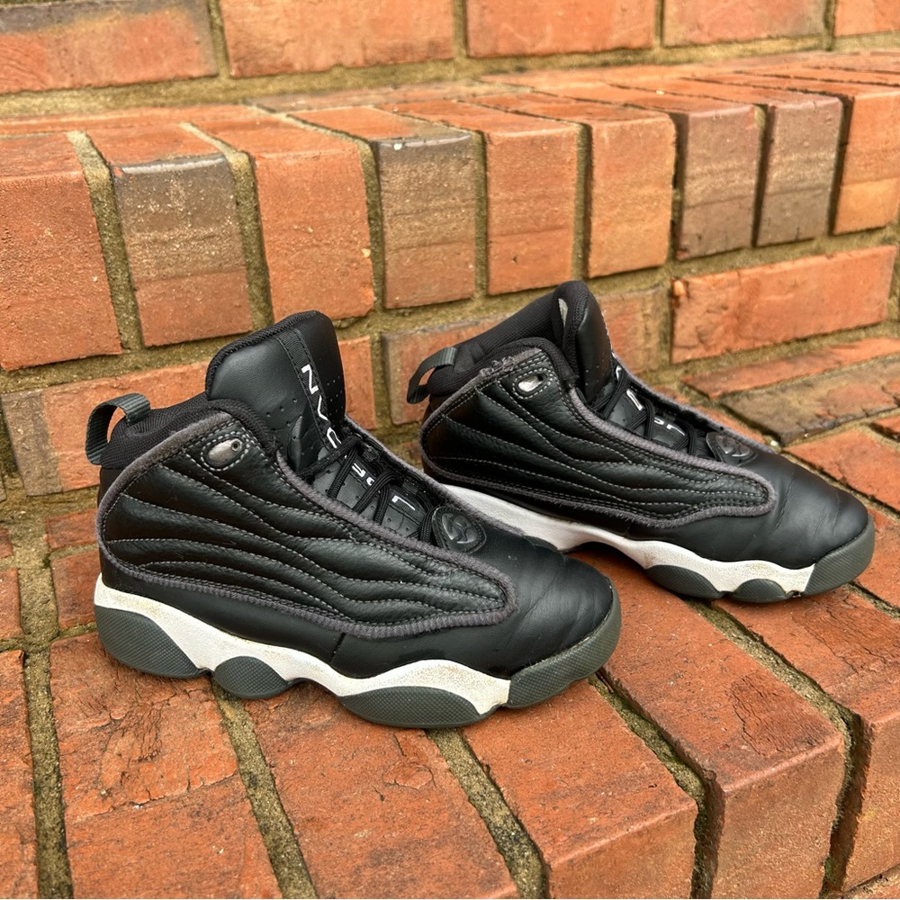 Jordan Kids size 13 Black Sneakers